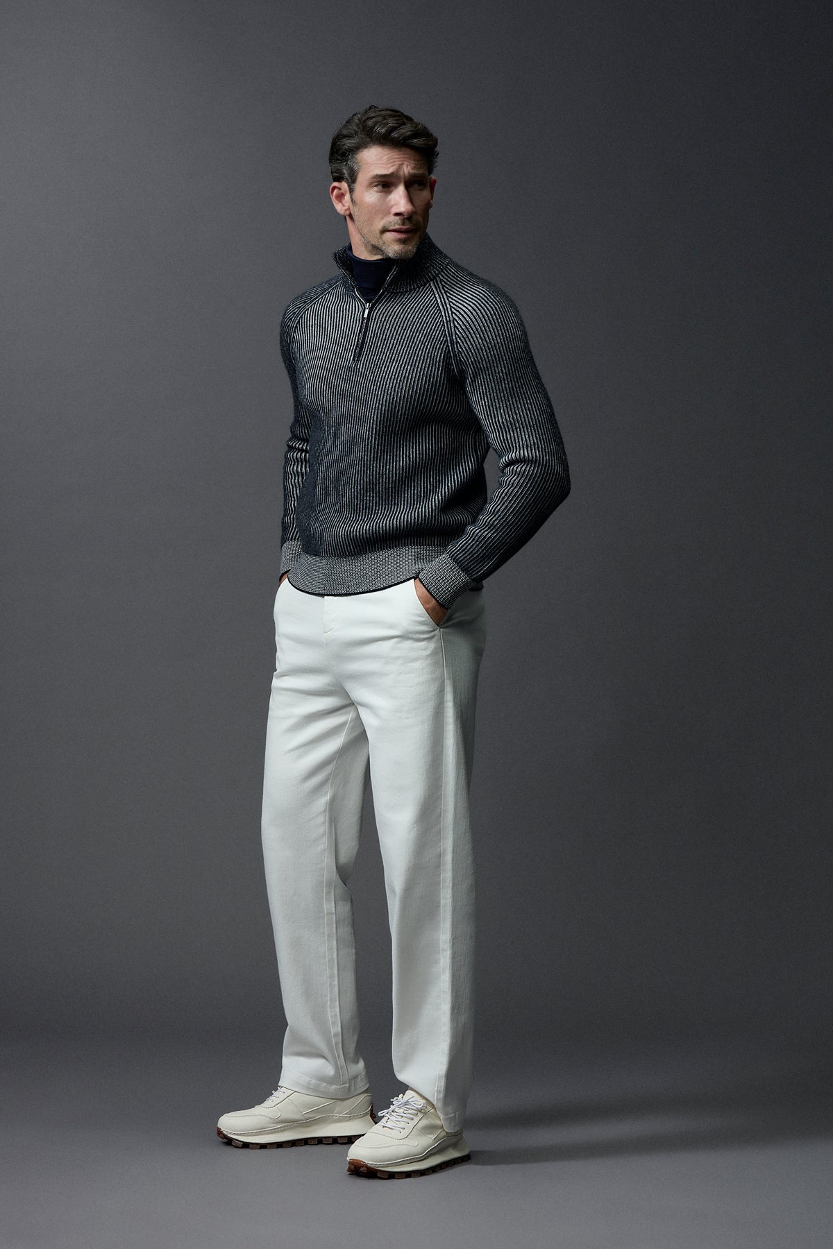 Dynamic cashmere sweater